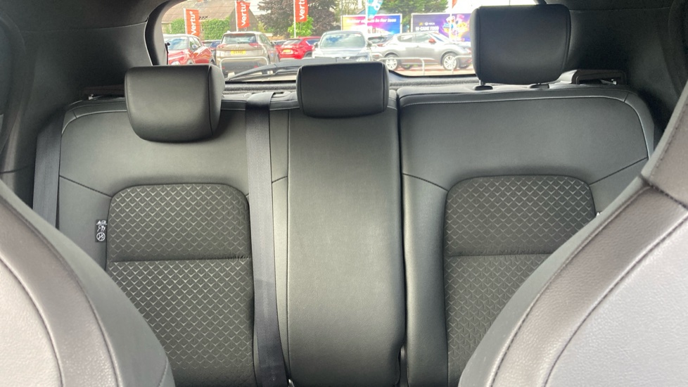 Nissan Juke 1.6 Hybrid N-Connecta 5dr Auto Hybrid Hatchback - Image 15