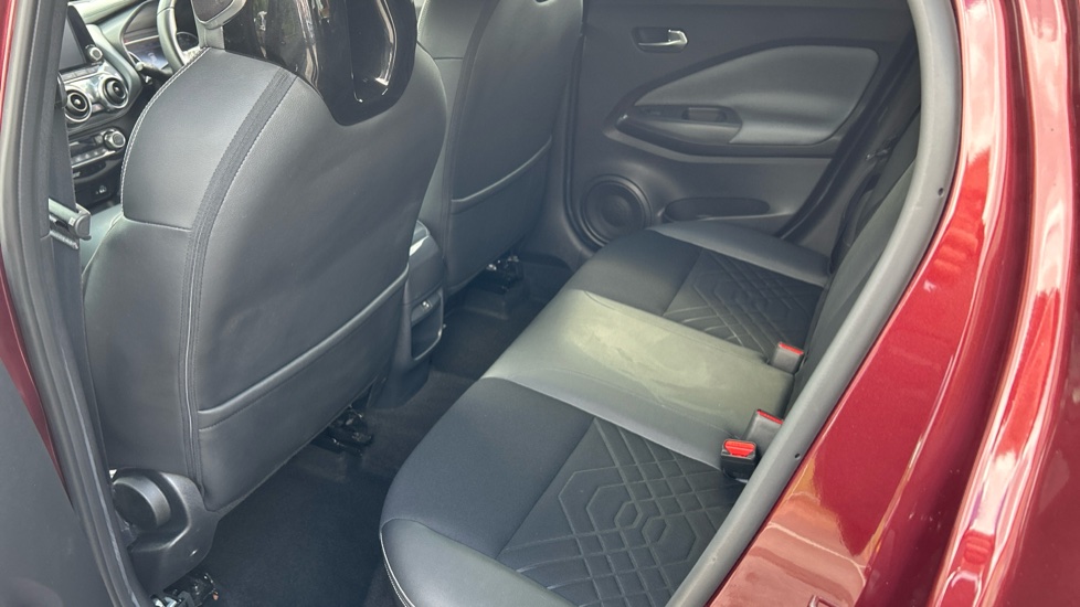 Nissan Juke 1.0 DiG-T 114 Tekna 5dr Petrol Hatchback - Image 16