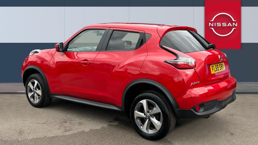 Nissan Juke 1.6 [112] Acenta 5dr Petrol Hatchback - Image 2