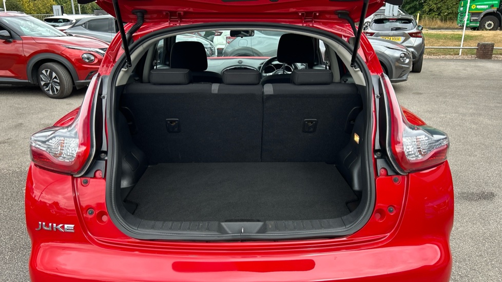Nissan Juke 1.6 [112] Acenta 5dr Petrol Hatchback - Image 4