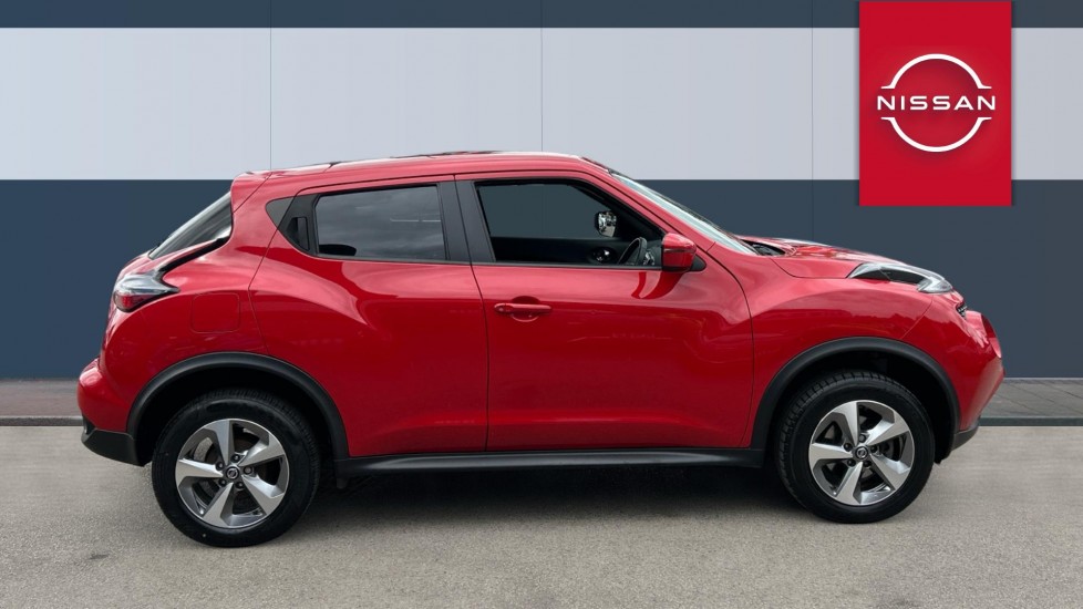 Nissan Juke 1.6 [112] Acenta 5dr Petrol Hatchback - Image 5