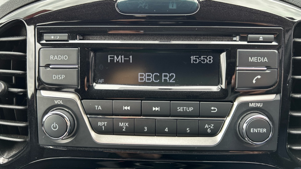 Nissan Juke 1.6 [112] Acenta 5dr Petrol Hatchback - Image 22
