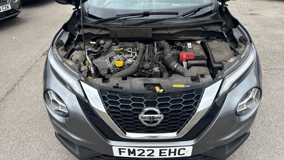 Nissan Juke 1.0 DiG-T 114 Tekna 5dr DCT Petrol Hatchback - Image 8