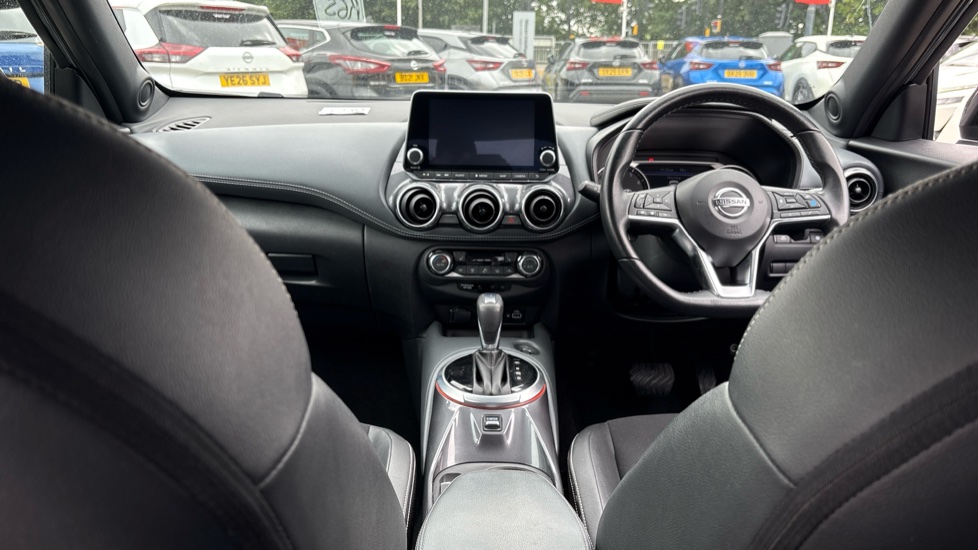 Nissan Juke 1.0 DiG-T 114 Tekna 5dr DCT Petrol Hatchback - Image 10
