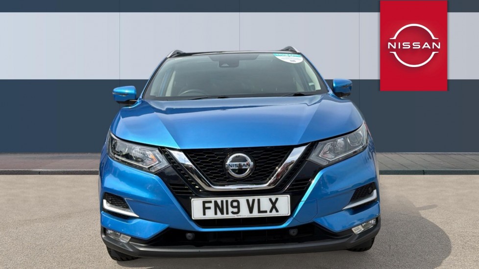 Nissan Qashqai 1.3 DiG-T 160 N-Connecta 5dr DCT [Glass Roof Pack] Petrol Hatchback - Image 3