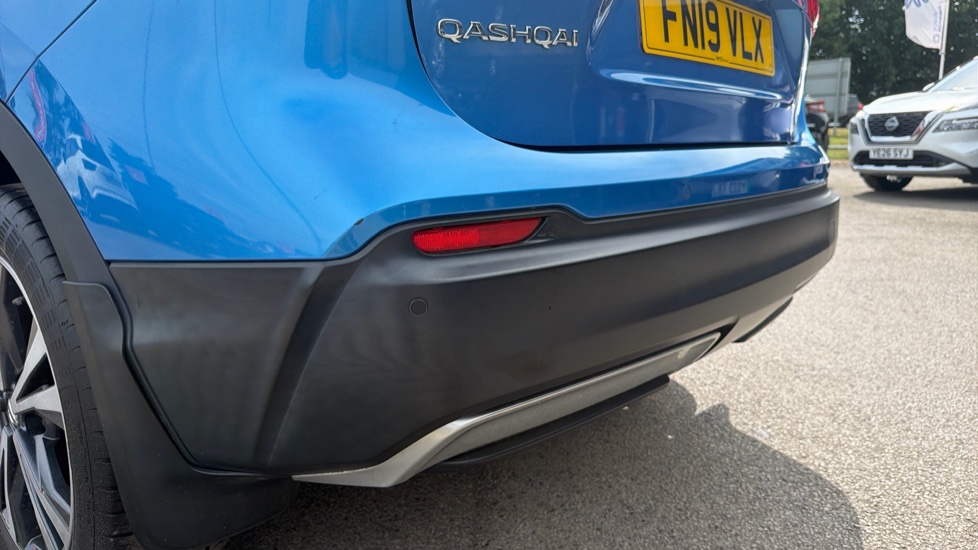 Nissan Qashqai 1.3 DiG-T 160 N-Connecta 5dr DCT [Glass Roof Pack] Petrol Hatchback - Image 22