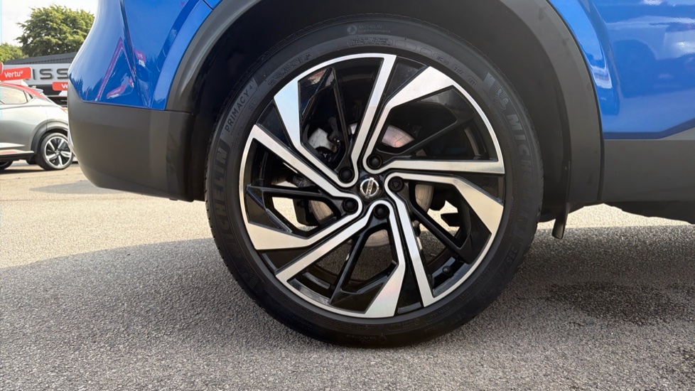 Nissan Qashqai 1.3 DiG-T MH 158 Tekna+ 5dr Petrol Hatchback - Image 7