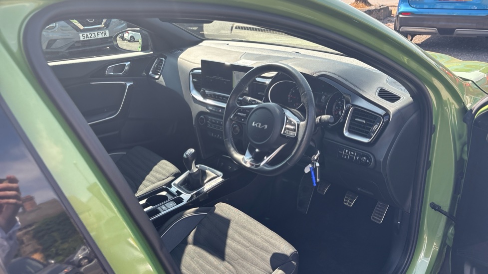 Kia Xceed 1.5T GDi ISG GT-Line 5dr Petrol Hatchback - Image 11