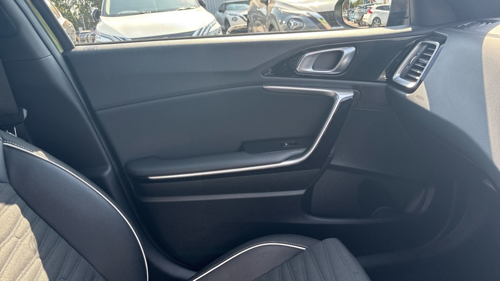 Kia Xceed 1.5T GDi ISG GT-Line 5dr Petrol Hatchback - Image 30