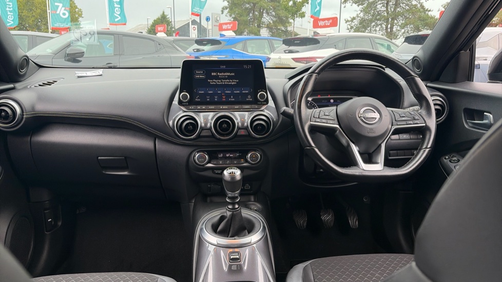 Nissan Juke 1.0 DiG-T 114 N-Connecta 5dr Petrol Hatchback - Image 10