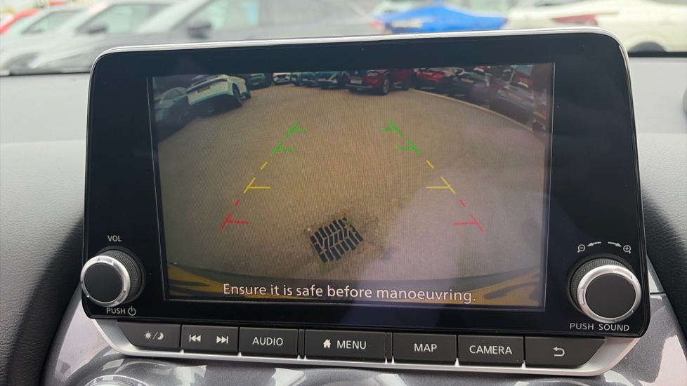 Nissan Juke 1.0 DiG-T 114 N-Connecta 5dr Petrol Hatchback - Image 24