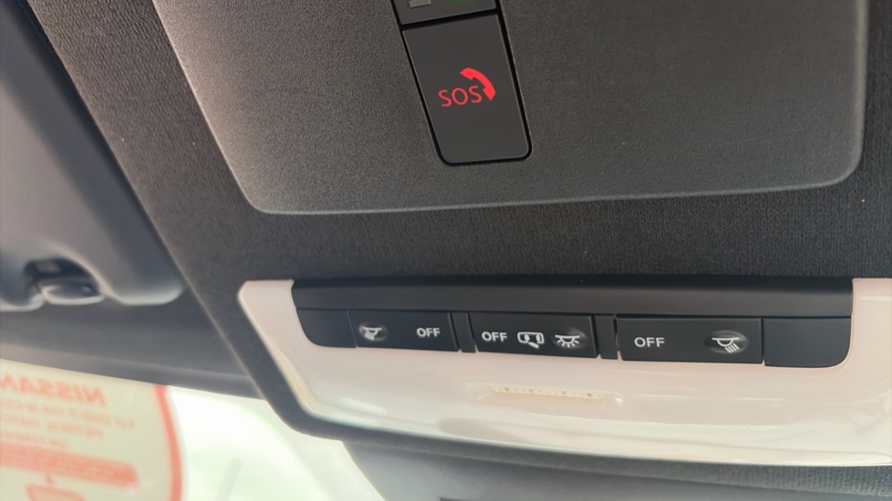 Nissan Juke 1.0 DiG-T 114 N-Connecta 5dr Petrol Hatchback - Image 34