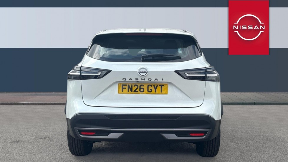 Nissan Qashqai 1.3 DiG-T MH 158 Acenta Premium 5dr Petrol Hatchback - Image 6