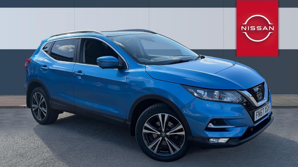 Nissan Qashqai 1.5 dCi N-Connecta 5dr Diesel Hatchback - Image 1