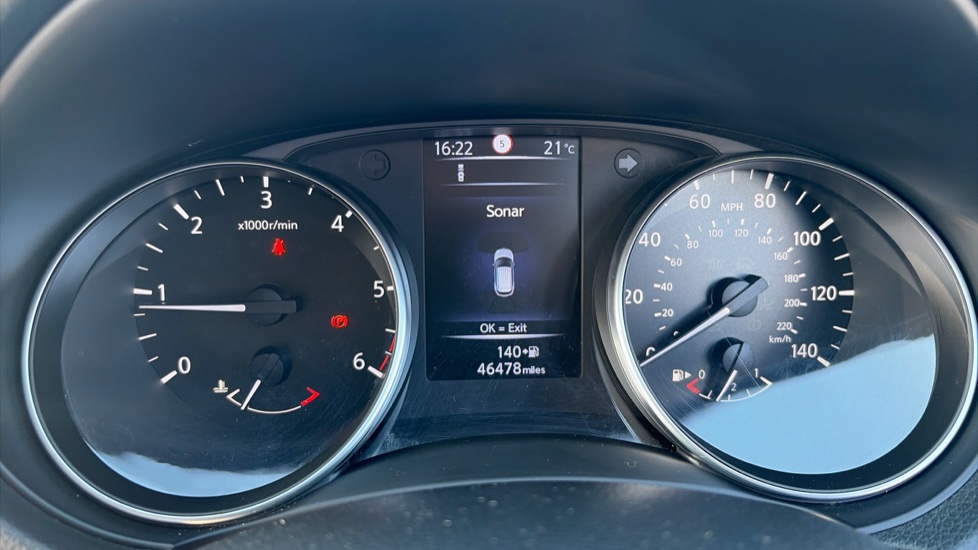 Nissan Qashqai 1.5 dCi N-Connecta 5dr Diesel Hatchback - Image 28
