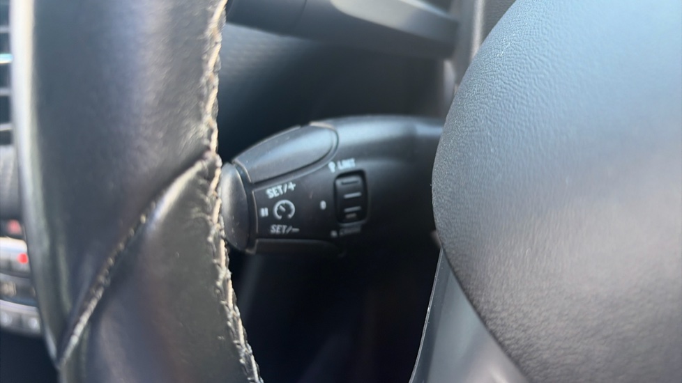 Peugeot 208 1.2 PureTech 110 Tech Edition 5dr EAT6 Petrol Hatchback - Image 22
