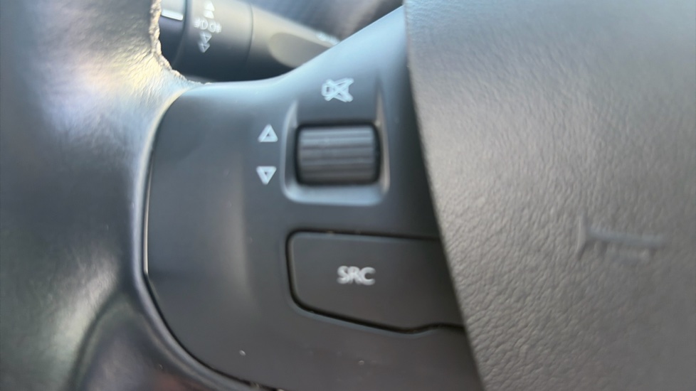 Peugeot 208 1.2 PureTech 110 Tech Edition 5dr EAT6 Petrol Hatchback - Image 30
