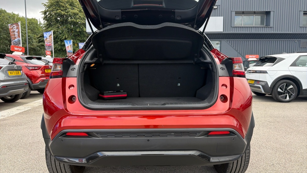 Nissan Juke 1.0 DiG-T 114 Tekna+ 5dr Petrol Hatchback - Image 4