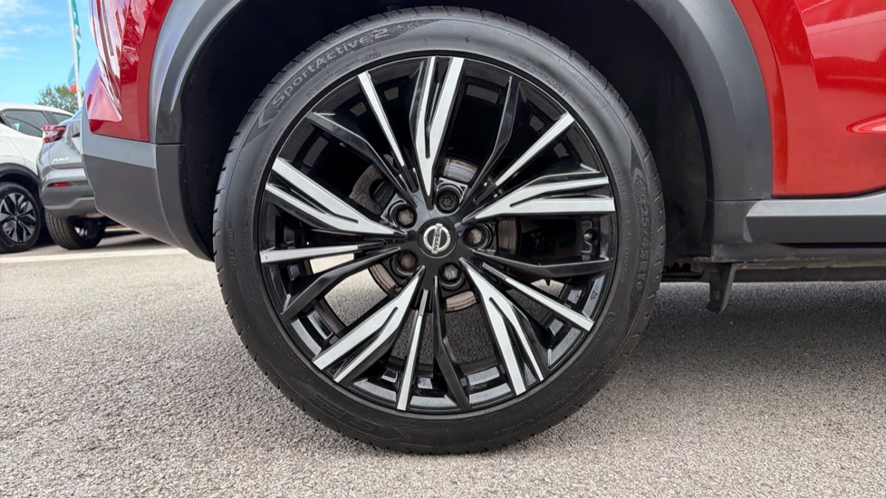 Nissan Juke 1.0 DiG-T 114 Tekna+ 5dr Petrol Hatchback - Image 7