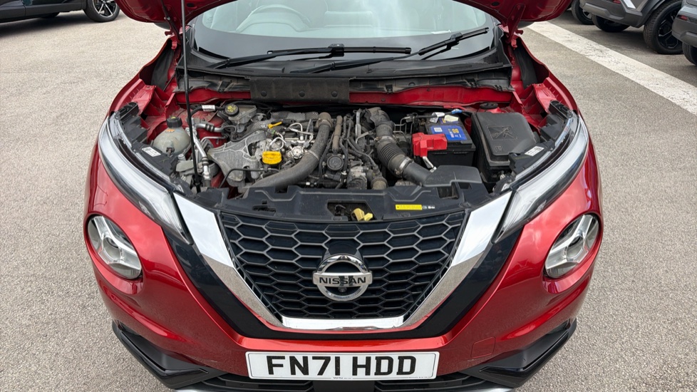 Nissan Juke 1.0 DiG-T 114 Tekna+ 5dr Petrol Hatchback - Image 8