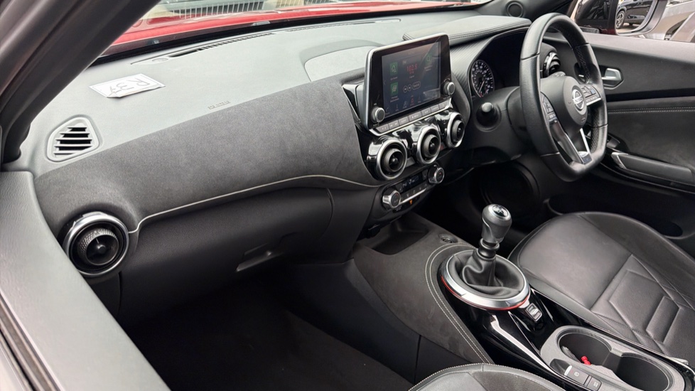 Nissan Juke 1.0 DiG-T 114 Tekna+ 5dr Petrol Hatchback - Image 9