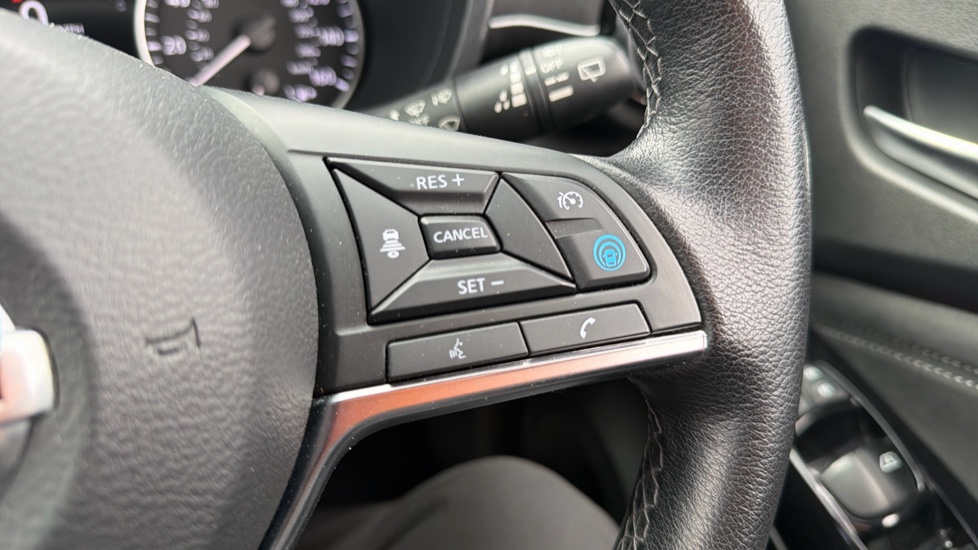 Nissan Juke 1.0 DiG-T 114 Tekna+ 5dr Petrol Hatchback - Image 27