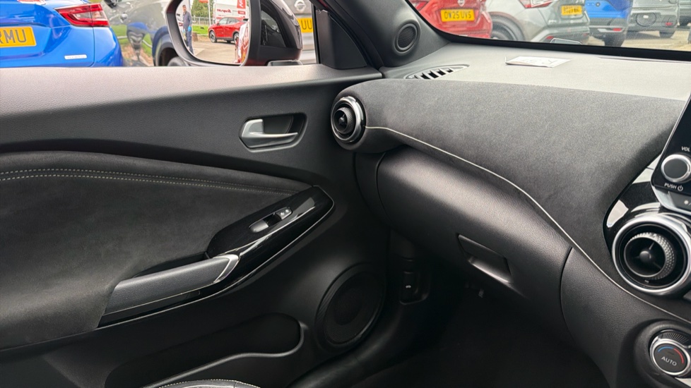 Nissan Juke 1.0 DiG-T 114 Tekna+ 5dr Petrol Hatchback - Image 29