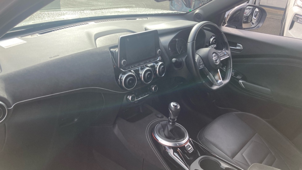 Nissan Juke 1.0 DiG-T 114 Tekna+ 5dr Petrol Hatchback - Image 9