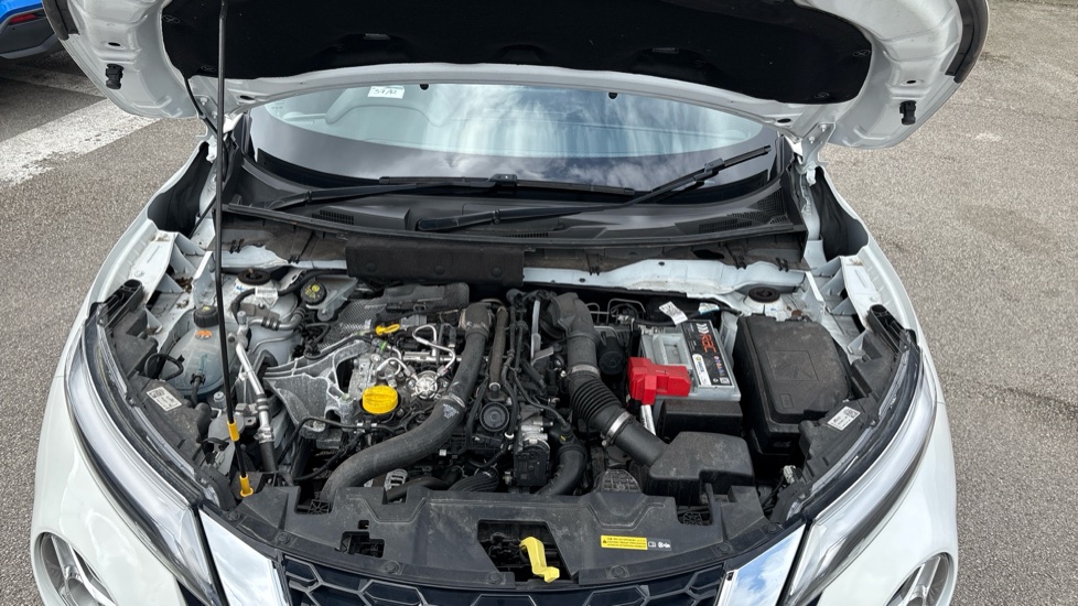 Nissan Juke 1.0 DiG-T 114 Tekna 5dr DCT Petrol Hatchback - Image 8