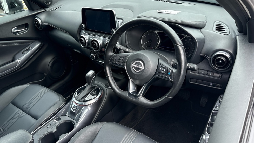 Nissan Juke 1.0 DiG-T 114 Tekna 5dr DCT Petrol Hatchback - Image 11