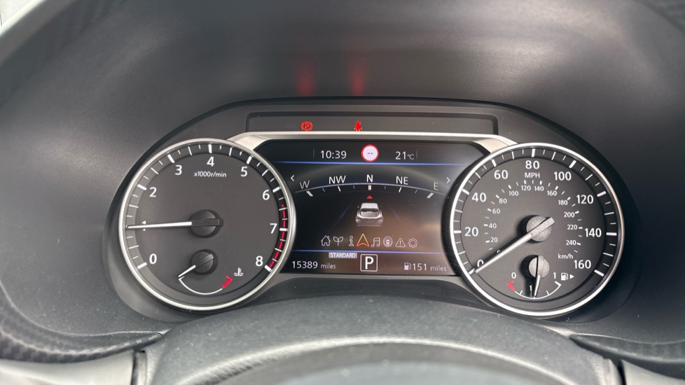 Nissan Juke 1.0 DiG-T 114 Tekna 5dr DCT Petrol Hatchback - Image 30
