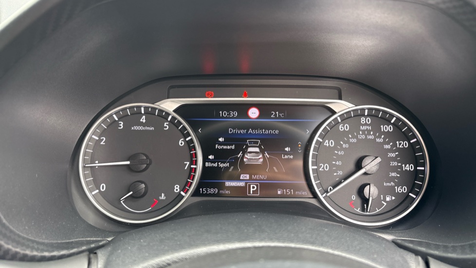 Nissan Juke 1.0 DiG-T 114 Tekna 5dr DCT Petrol Hatchback - Image 32