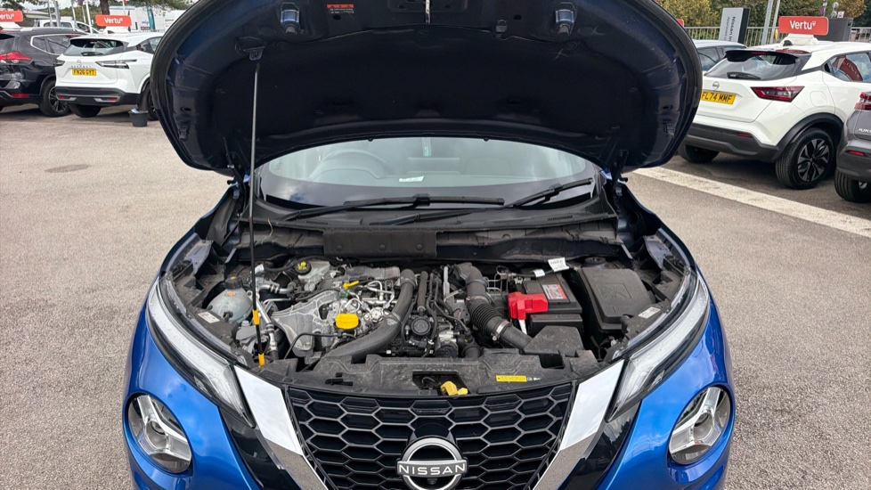 Nissan Juke 1.0 DiG-T 114 Tekna 5dr DCT Petrol Hatchback - Image 8