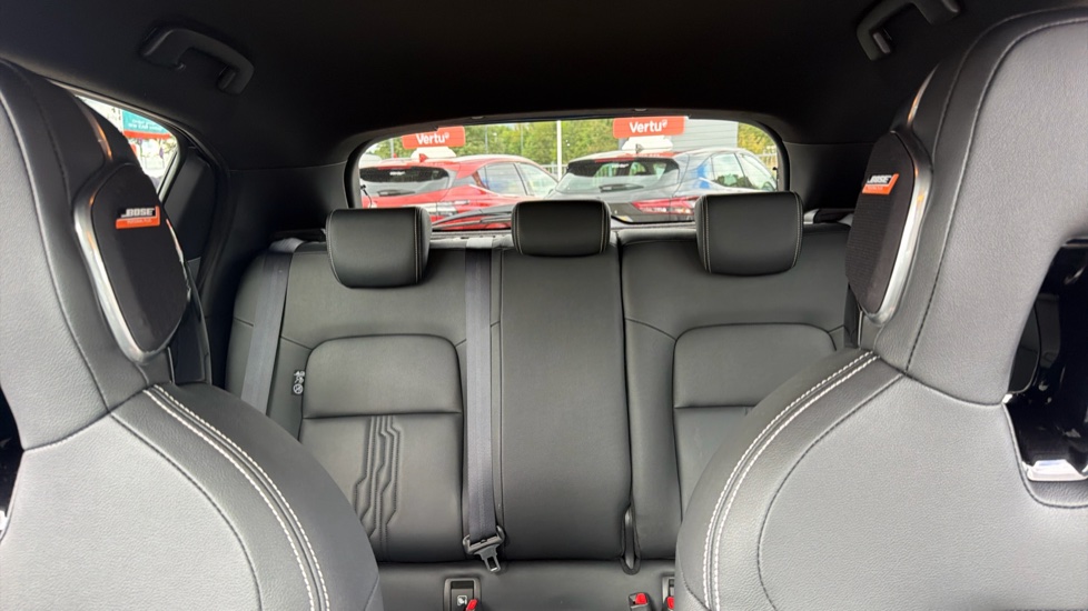 Nissan Juke 1.0 DiG-T 114 Tekna 5dr DCT Petrol Hatchback - Image 15