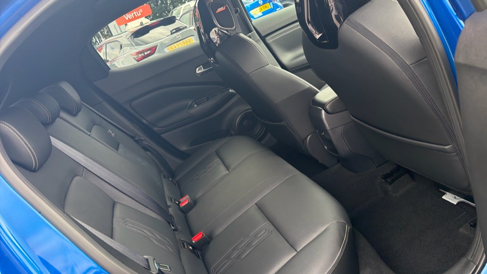 Nissan Juke 1.0 DiG-T 114 Tekna 5dr DCT Petrol Hatchback - Image 16