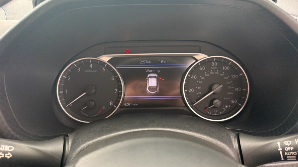Nissan Juke 1.0 DiG-T 114 Tekna 5dr DCT Petrol Hatchback - Image 18