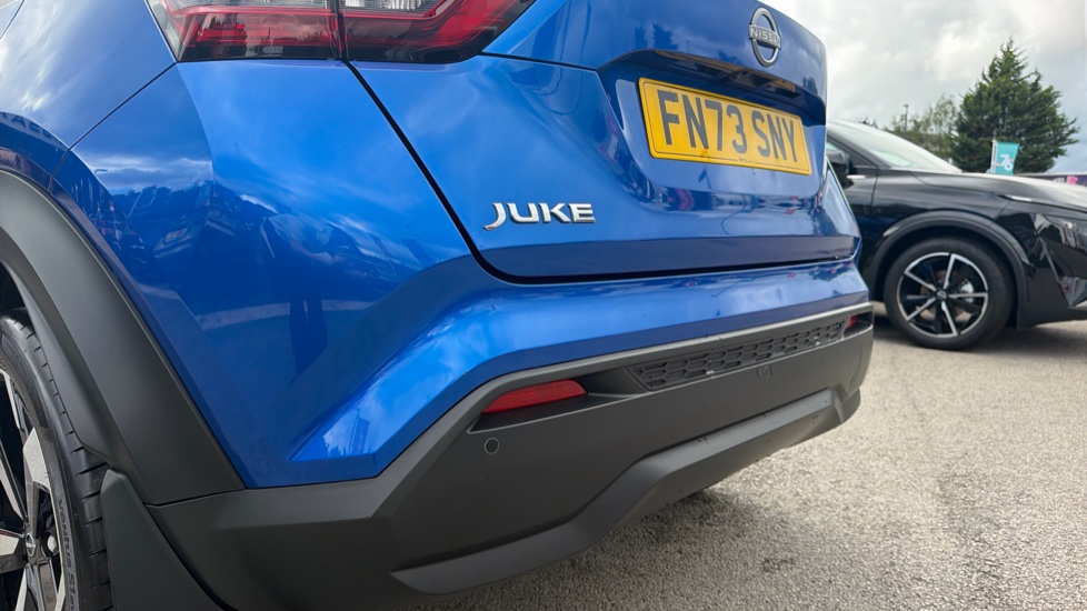 Nissan Juke 1.0 DiG-T 114 Tekna 5dr DCT Petrol Hatchback - Image 21