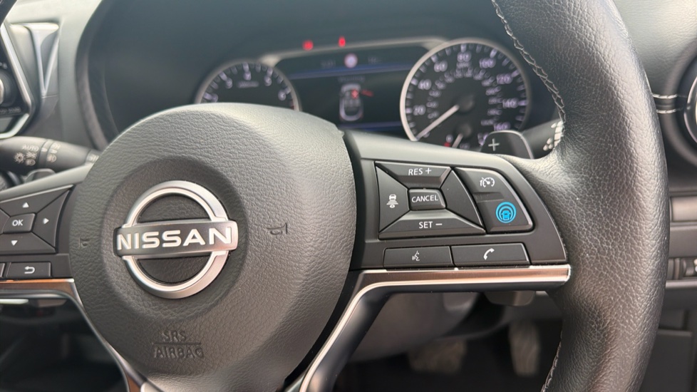 Nissan Juke 1.0 DiG-T 114 Tekna 5dr DCT Petrol Hatchback - Image 27