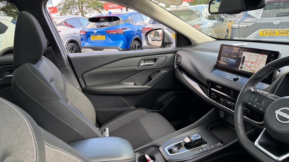 Nissan Qashqai 1.5 E-Power N-Connecta 5dr Auto Hybrid Hatchback - Image 14