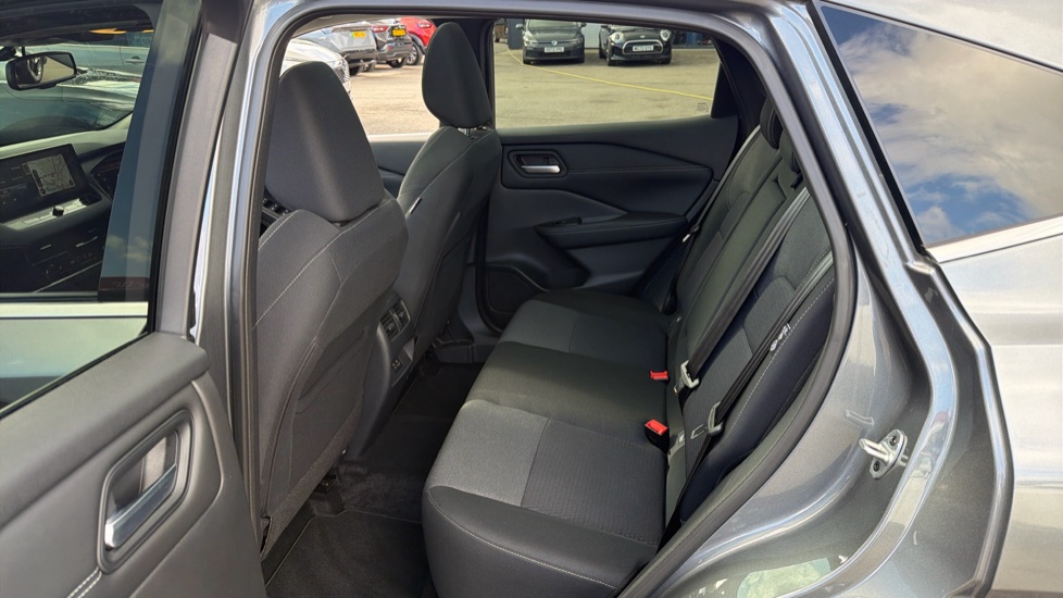 Nissan Qashqai 1.5 E-Power N-Connecta 5dr Auto Hybrid Hatchback - Image 16