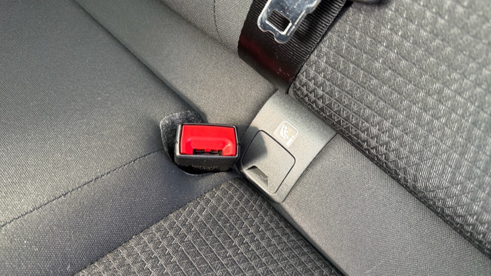 Nissan Qashqai 1.5 E-Power N-Connecta 5dr Auto Hybrid Hatchback - Image 17