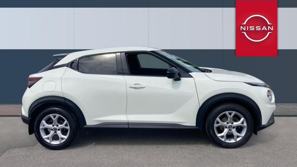 Nissan Juke 1.0 DiG-T 114 N-Connecta 5dr Petrol Hatchback - Image 5