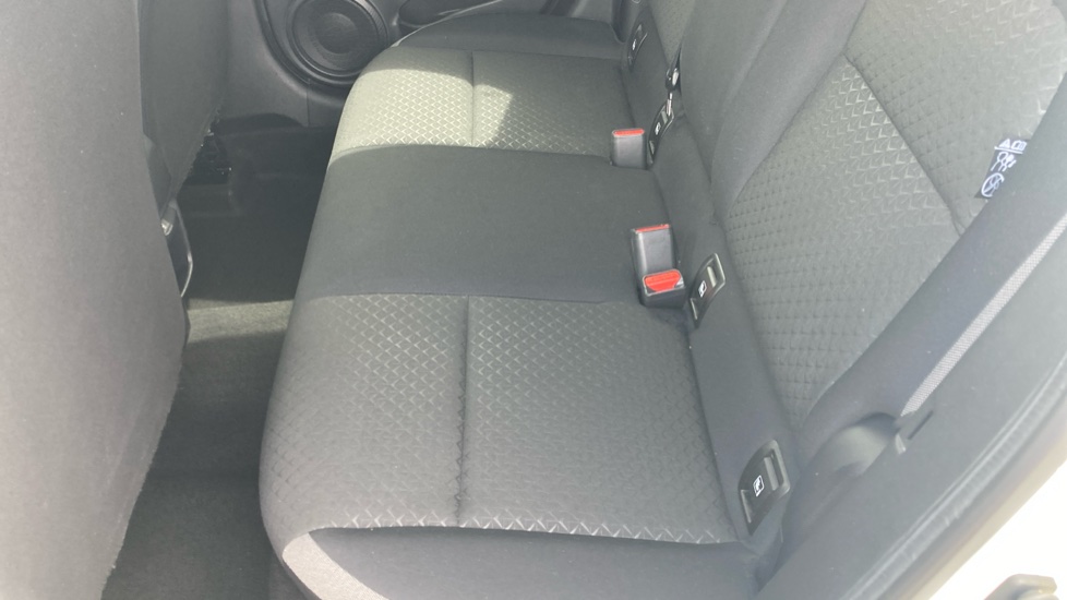 Nissan Juke 1.0 DiG-T 114 N-Connecta 5dr Petrol Hatchback - Image 16