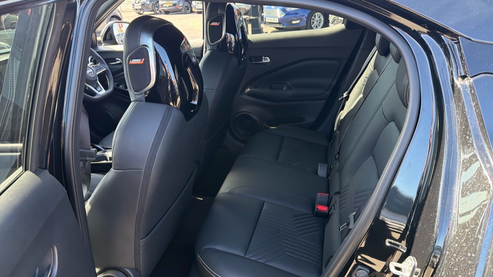 Nissan Juke 1.0 DiG-T Tekna 5dr Petrol Hatchback - Image 16