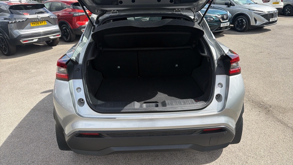 Nissan Juke 1.0 DiG-T 114 N-Connecta 5dr Petrol Hatchback - Image 4
