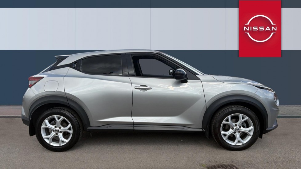 Nissan Juke 1.0 DiG-T 114 N-Connecta 5dr Petrol Hatchback - Image 5
