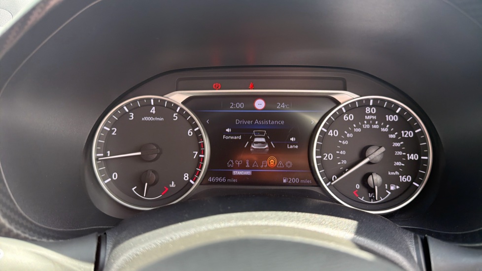 Nissan Juke 1.0 DiG-T 114 N-Connecta 5dr Petrol Hatchback - Image 41
