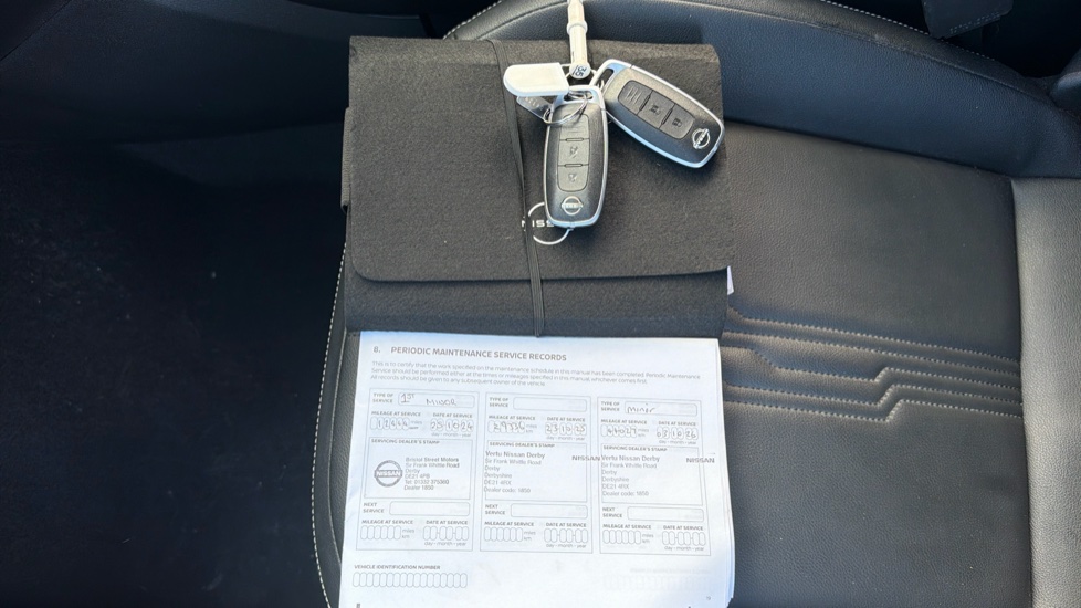 Nissan Juke 1.0 DiG-T 114 Tekna 5dr Petrol Hatchback - Image 19