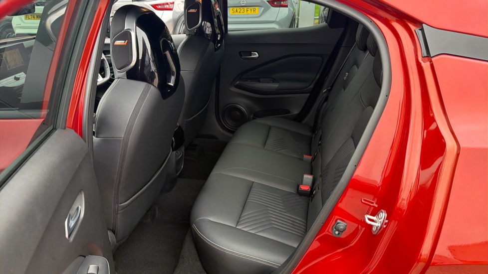 Nissan Juke 1.0 DiG-T Tekna 5dr DCT Petrol Hatchback - Image 16