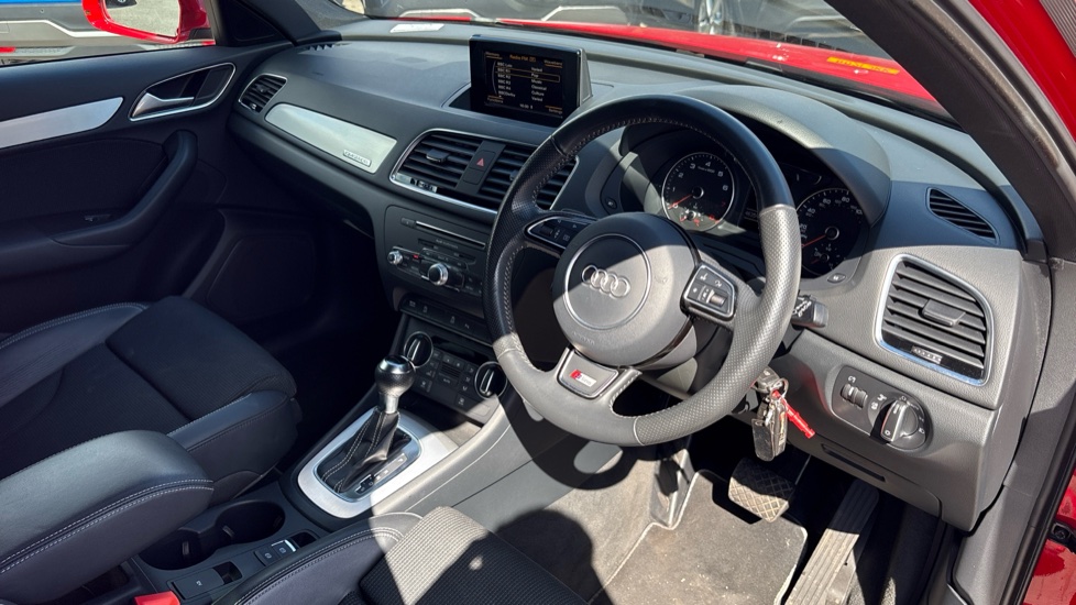 Audi Q3 2.0T FSI Quattro S Line Edition 5dr S Tronic Petrol Estate - Image 11